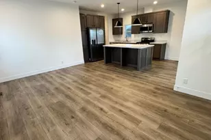 6884 E Serenity Dr 6884, Sacramento, CA 95823 - Photo 7