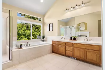 961 Oak Creek Ct, Hollister, CA 95023 - Photo 19