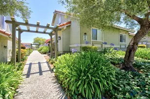 262 Crestview Dr, Watsonville, CA 95076 - Photo 3