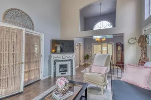 11 Newington Cir, Salinas, CA 93906 - Photo 9