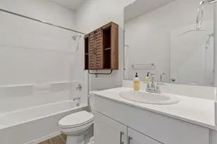 2042 Michelle St, Los Banos, CA 93635 - Photo 11