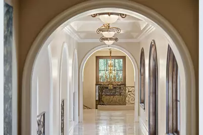 10285 Magdalena Rd, Los Altos Hills, CA 94024 - Photo 27