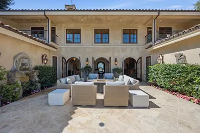 10285 Magdalena Rd, Los Altos Hills, CA 94024 - Photo 13