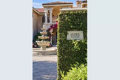 10285 Magdalena Rd, Los Altos Hills, CA 94024 - Photo 5