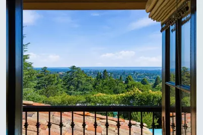 10285 Magdalena Rd, Los Altos Hills, CA 94024 - Photo 31
