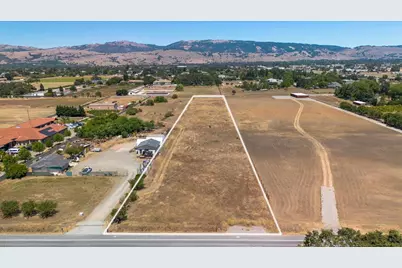 12950 Santa Teresa Blvd, San Martin, CA 95046 - Photo 1