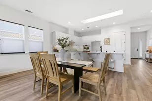 2006 Red Oak Dr, Hollister, CA 95023 - Photo 11