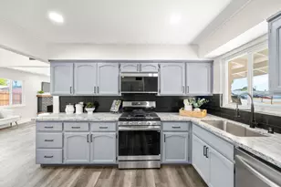6741 Steiner Dr, Sacramento, CA 95823 - Photo 9