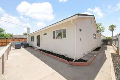 6741 Steiner Dr, Sacramento, CA 95823 - Photo 25