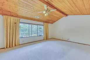 19602 Brentwood Ct, Salinas, CA 93907 - Photo 9