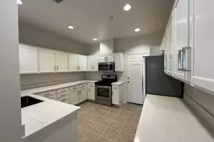 150 Positano Cir, Redwood City, CA 94065 - Photo 25