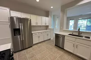 150 Positano Cir, Redwood City, CA 94065 - Photo 21