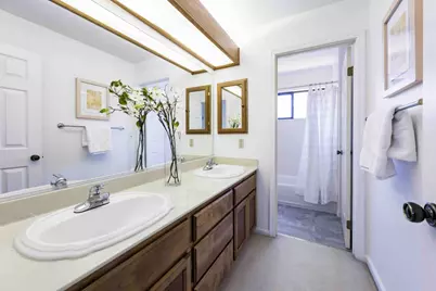 1590 Goldfinch Way, Sunnyvale, CA 94087 - Photo 21
