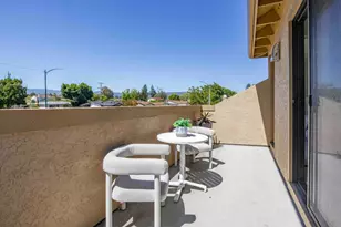 1590 Goldfinch Way, Sunnyvale, CA 94087 - Photo 23