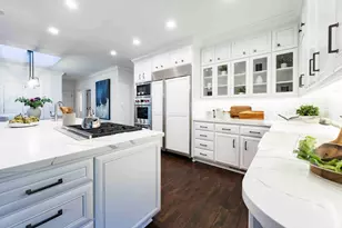 25933 Alicante Ln, Los Altos Hills, CA 94022 - Photo 9