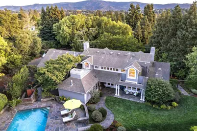 25933 Alicante Ln, Los Altos Hills, CA 94022 - Photo 33