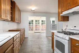 835 Cynthia Dr, Watsonville, CA 95076 - Photo 5