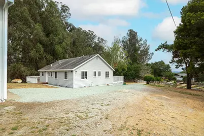 1100 Spring Hills Dr, Watsonville, CA 95076 - Photo 57