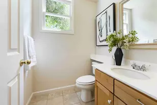 319 Everett Ave, Palo Alto, CA 94301 - Photo 11