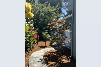 315 Landeros Dr, Santa Clara, CA 95051 - Photo 19