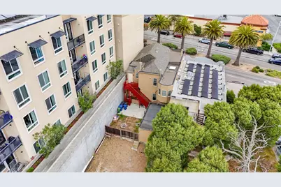 6842 Mission St, Daly City, CA 94014 - Photo 13