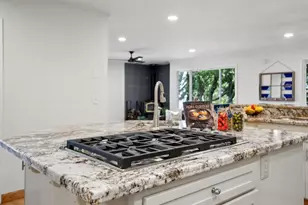 23758 Hutchinson Rd, Los Gatos, CA 95033 - Photo 11