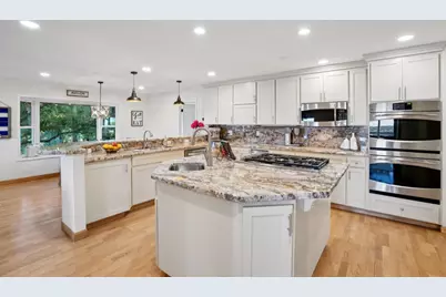 23758 Hutchinson Rd, Los Gatos, CA 95033 - Photo 9