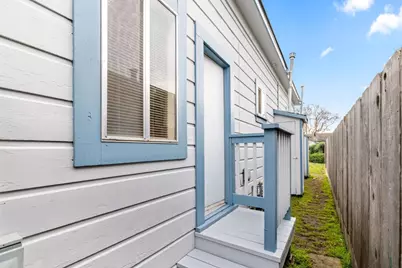 215 &amp; 219 Lang St, Salinas, CA 93901 - Photo 21