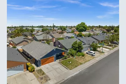 1927 Montauban Ct, Stockton, CA 95210 - Photo 31