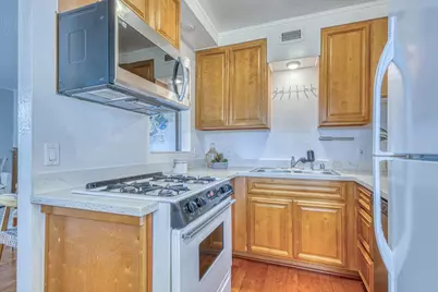 500 Glenwood Cir 435, Monterey, CA 93940 - Photo 7