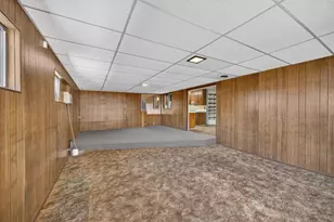 8431 Wayland Ln, Gilroy, CA 95020 - Photo 21
