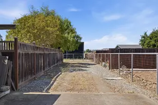 1135 Manning Ct, San Martin, CA 95046 - Photo 51