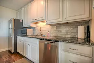 825 Balboa Ave 205, Capitola, CA 95010 - Photo 5