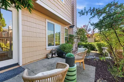 153 Positano Cir, Redwood City, CA 94065 - Photo 47