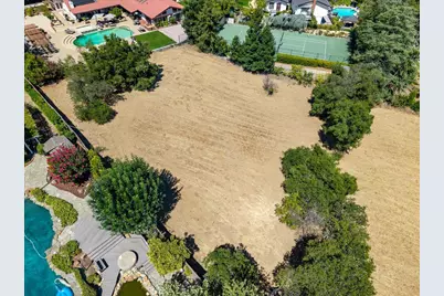 14171 Chester Ave, Saratoga, CA 95070 - Photo 27