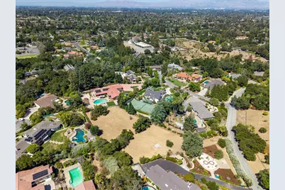 14171 Chester Ave, Saratoga, CA 95070 - Photo 39