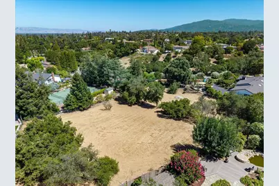 14171 Chester Ave, Saratoga, CA 95070 - Photo 37
