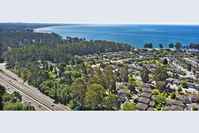 1140 Callas Ln 1, Capitola, CA 95010 - Photo 11