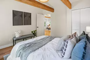 24250 Glenwood Dr, Los Gatos, CA 95033 - Photo 23