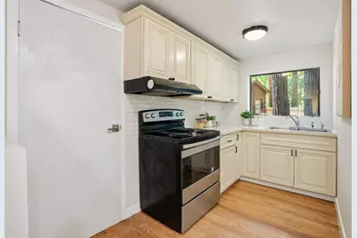 24250 Glenwood Dr, Los Gatos, CA 95033 - Photo 31