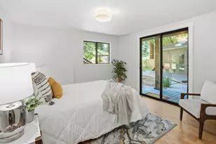 24250 Glenwood Dr, Los Gatos, CA 95033 - Photo 37