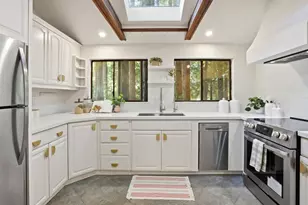 24250 Glenwood Dr, Los Gatos, CA 95033 - Photo 17