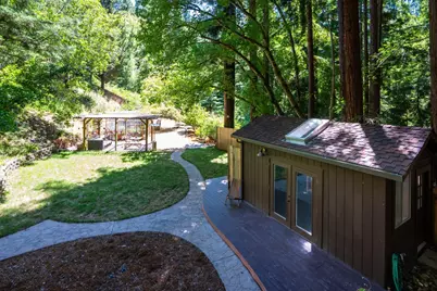 24250 Glenwood Dr, Los Gatos, CA 95033 - Photo 53