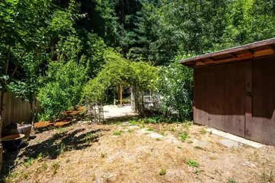 24250 Glenwood Dr, Los Gatos, CA 95033 - Photo 47