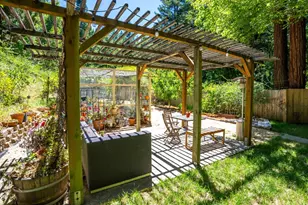 24250 Glenwood Dr, Los Gatos, CA 95033 - Photo 45