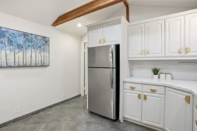 24250 Glenwood Dr, Los Gatos, CA 95033 - Photo 21