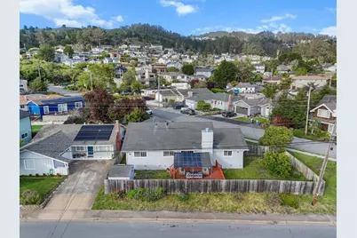 423 Montecito Ave, El Granada, CA 94018 - Photo 9