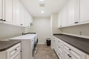 13565 Wendy Ln, Saratoga, CA 95070 - Photo 19