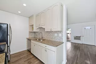 1681 Alvarado Ave 10, Walnut Creek, CA 94597 - Photo 17