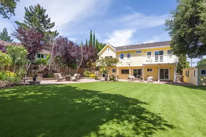 49 W Summit Dr, Redwood City, CA 94062 - Photo 3